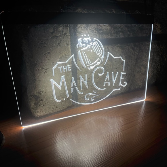 MAN CAVE LED NEON WHITE LIGHT SIGN 8x12 - Picture 2 of 3